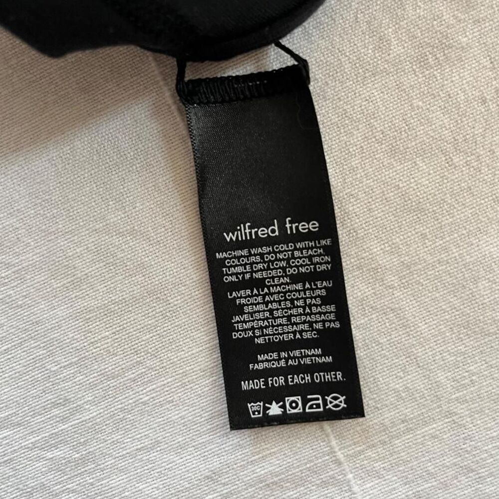 Aritzia Women's Black Jumpsuit - Picture 4 of 6